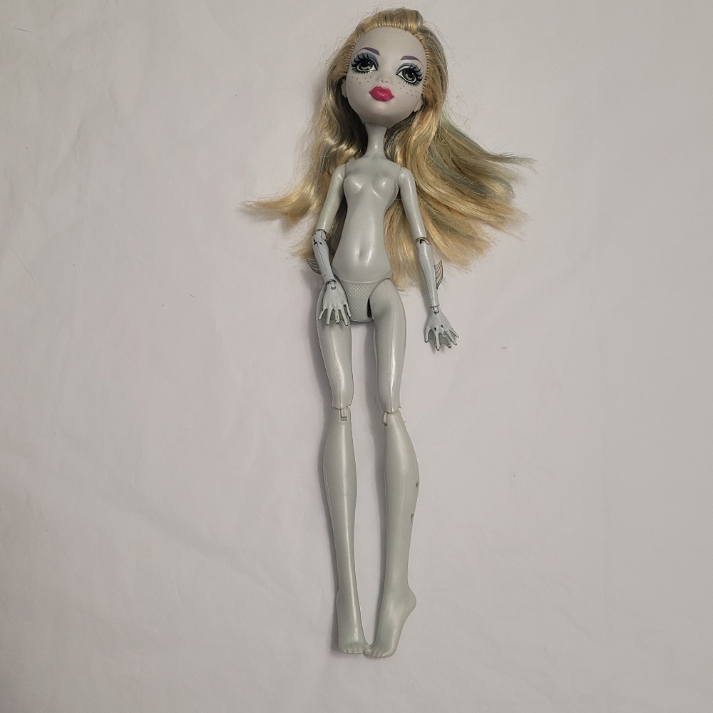Vintage Mattel 2008 Monster High Dance Class Lagoona Blue Nude Doll